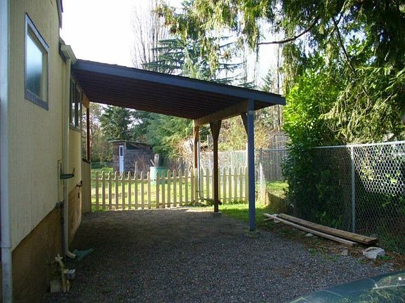 3rd image of 12825 10th Ave S