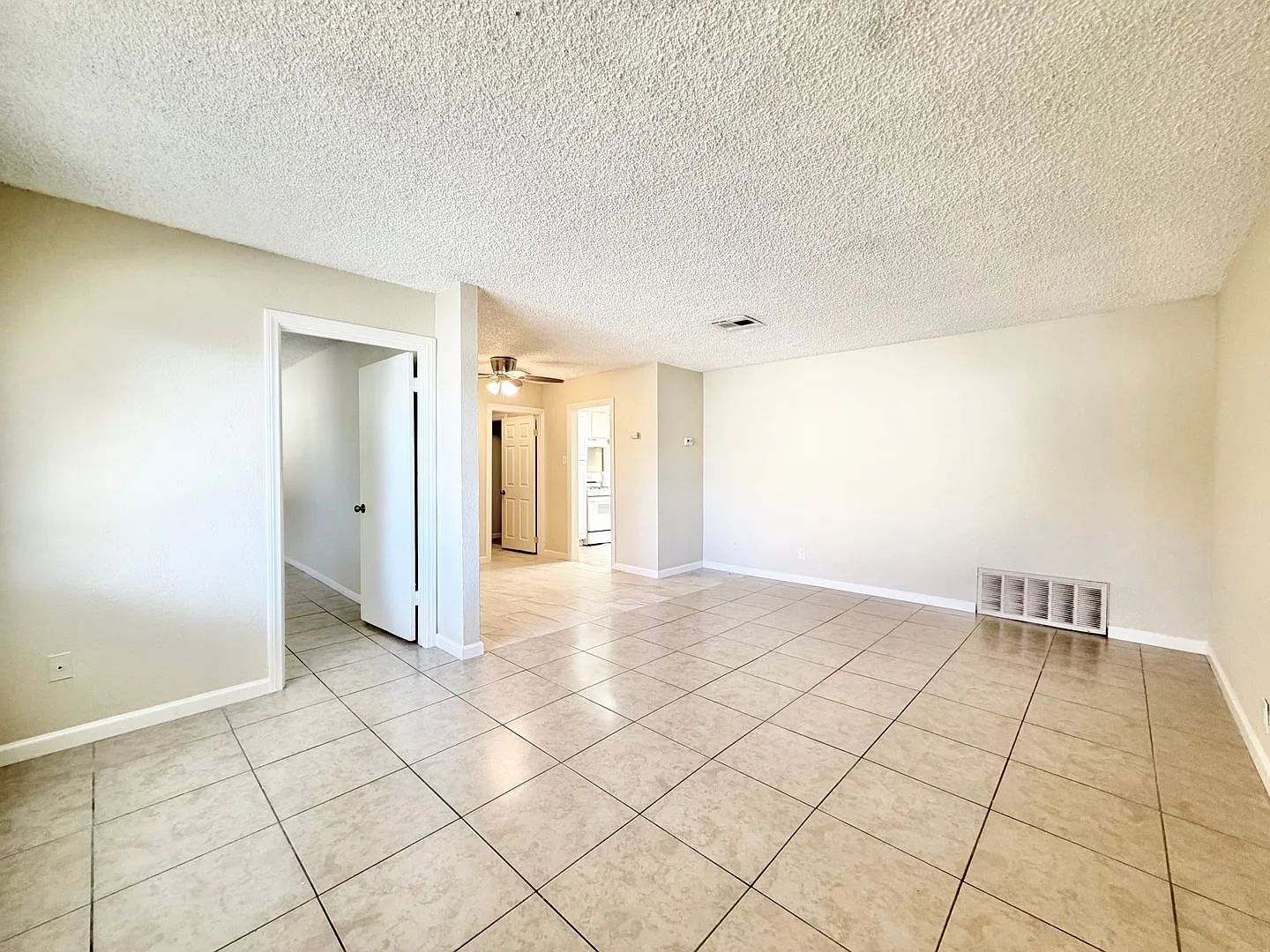 Available Now!! 2 Bedrooms 2 Bathroom House In Indio! — Photo 3
