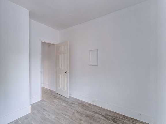 4th image of 21 White St #1