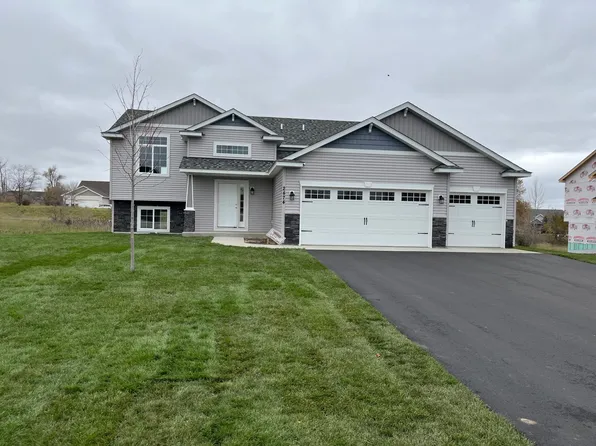 2474 Gold Ln, Saint Cloud, MN 56301