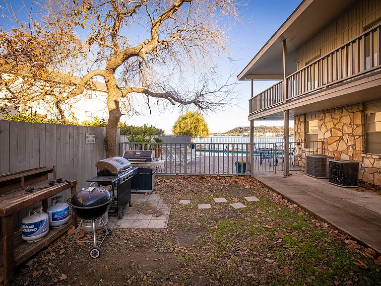 104 Cove E #208 — Photo 24