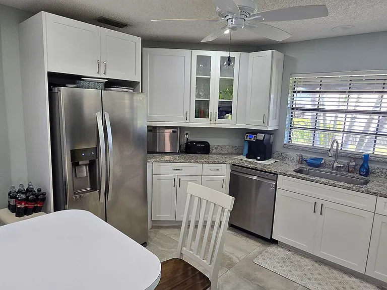 9595 Halyards Ct #11 — Photo 5