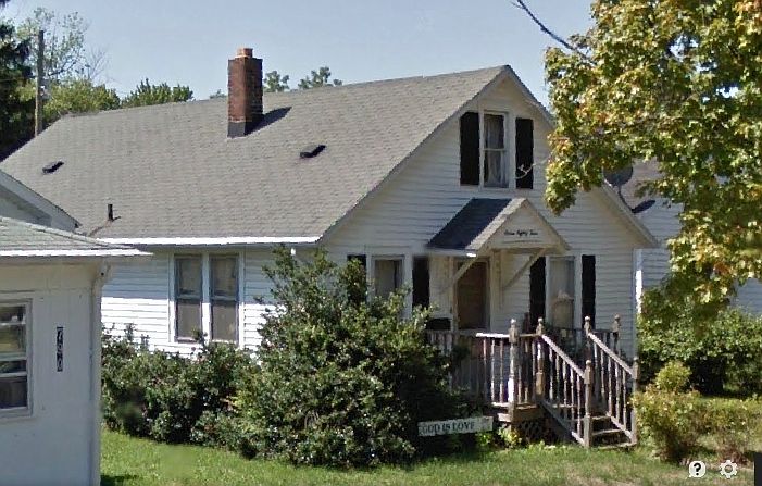 1st image of 784 Wauceda Ave