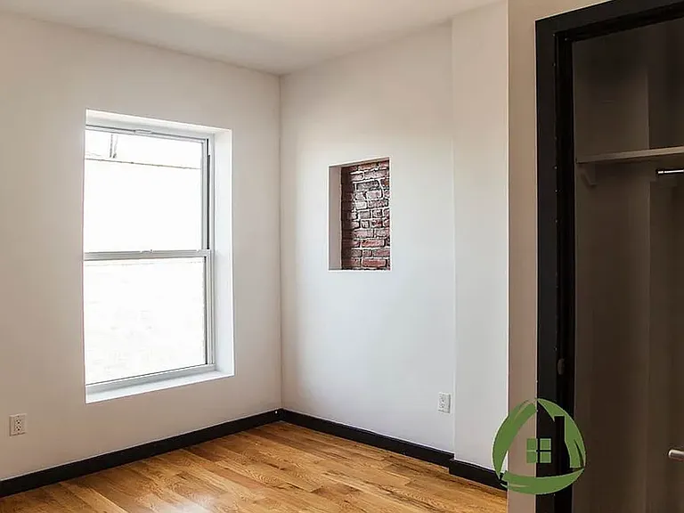 957 Kent Ave #3 — Photo 3
