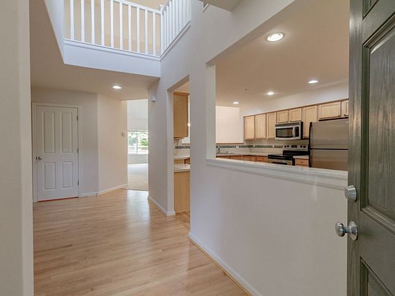 4th image of 5909 Panorama Dr SE APT 21-102