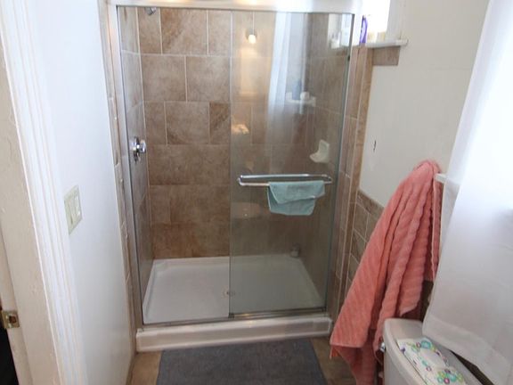 2nd image of 155 Vinton St #1