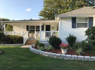 130 Buttercup Rd, Butler, PA 16001