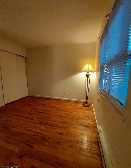 371 Lake Shr S #E — Photo 11