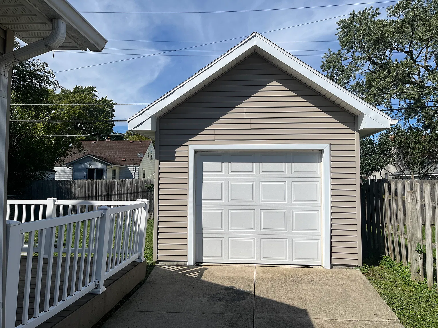 4 bed, 1176 sqft, $1,650 — Photo 3