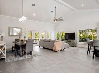 5140 Alpha Ct, Naples, FL 34105