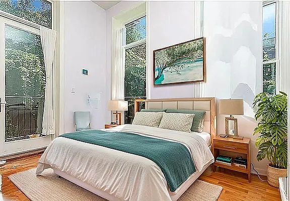 5th image of 236 Meserole St APT 3F