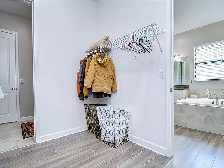 31470 Fairhill Dr — Photo 60