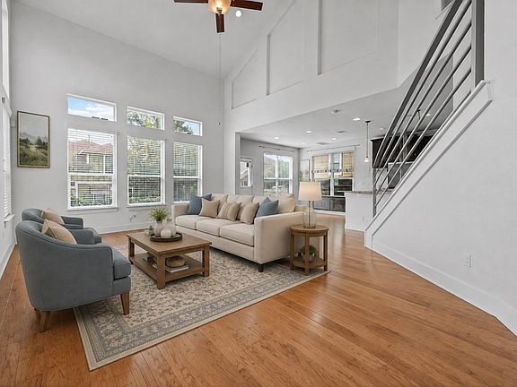 3rd image of 2303 Capulet St