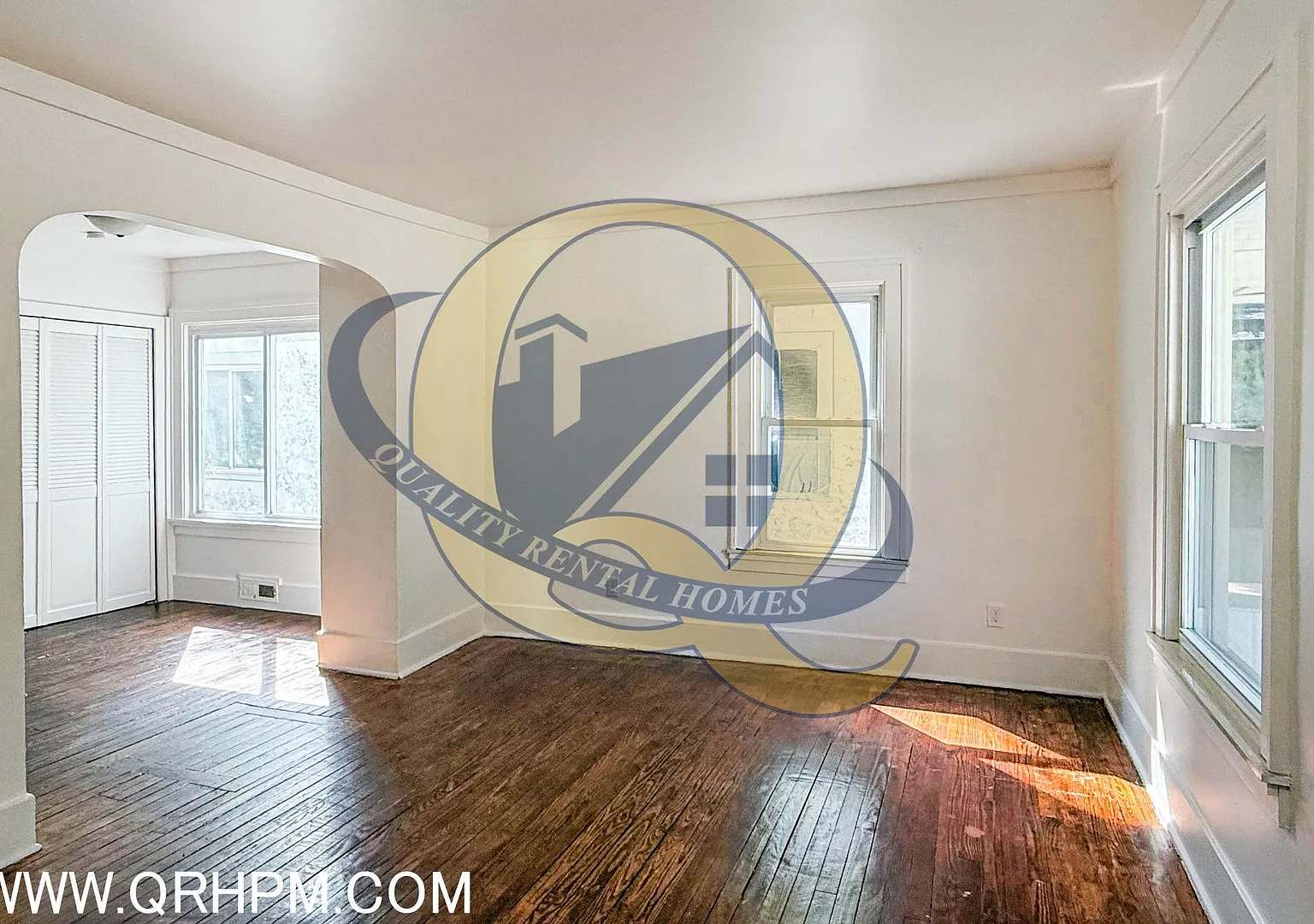 Available Now - 4 Bedrooms — Photo 4