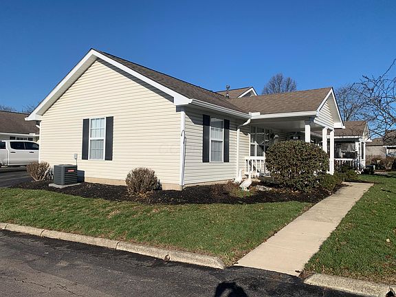 2nd image of 8596 Victoria Meadow Ln