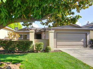 27 Lundy Ct, Sacramento, CA 95822