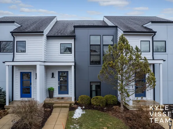 2134 New Town Dr NE, Grand Rapids, MI 49525