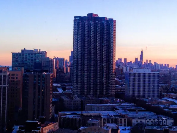 655 W Irving Park Rd, Chicago, IL