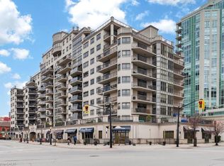 399 Elizabeth St #412, Burlington, ON