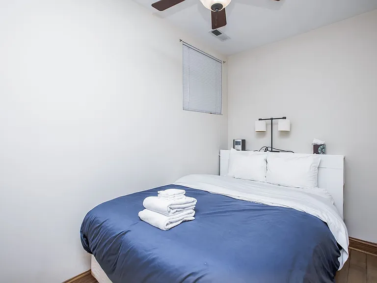 1914 N Wood St #0 — Photo 16