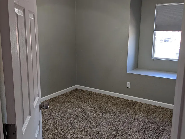 1184 N Bullmoose Dr — Photo 18