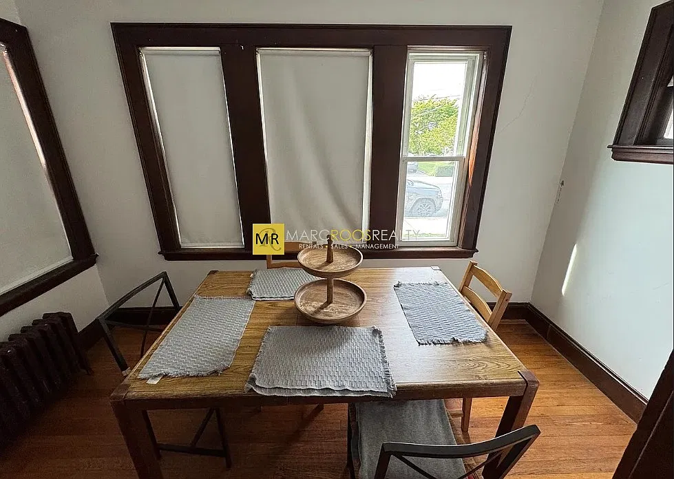 15 Renfrew St — Photo 3
