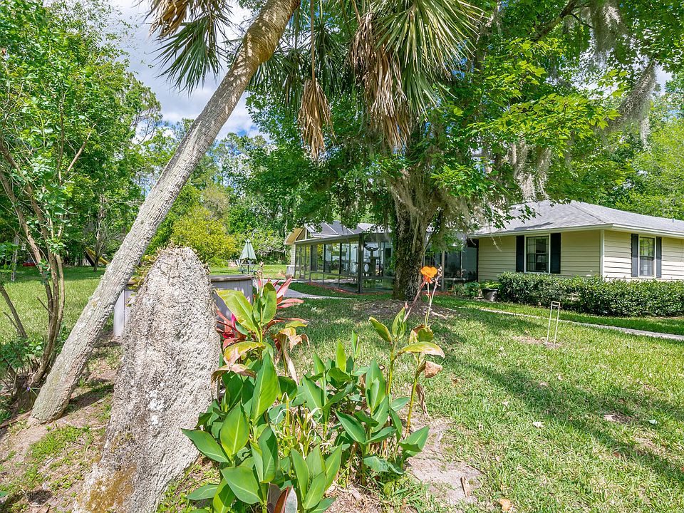 1st image of 2057 River Oaks Dr