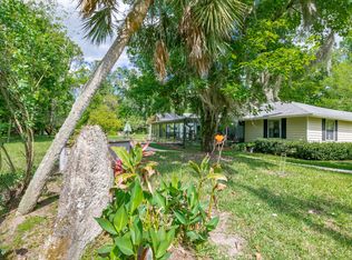 2057 River Oaks Dr, Saint Johns, FL 32259