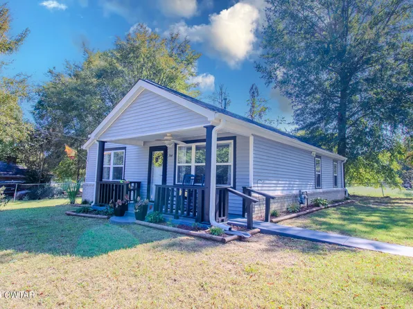 344 4th St, Henderson, TN 38340