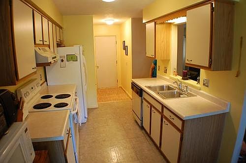 3rd image of 5969 Calm Lake Dr