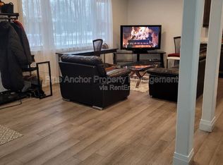 549 Sidney St #5, Belleville, ON K8P4A4