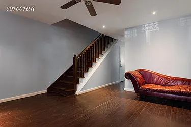 Rented by R New York