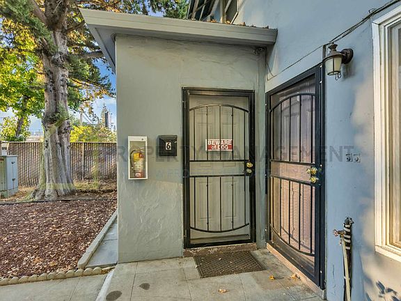 2nd image of 2519 Freeport Blvd #6