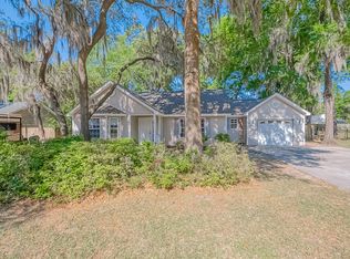 55 Ardmore Ave, Beaufort, SC 29907