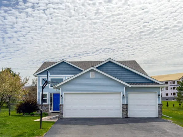 10695 51st St NE, Albertville, MN 55301