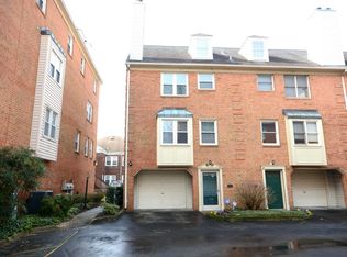 519 W 20th St APT 301, Norfolk, VA 23517