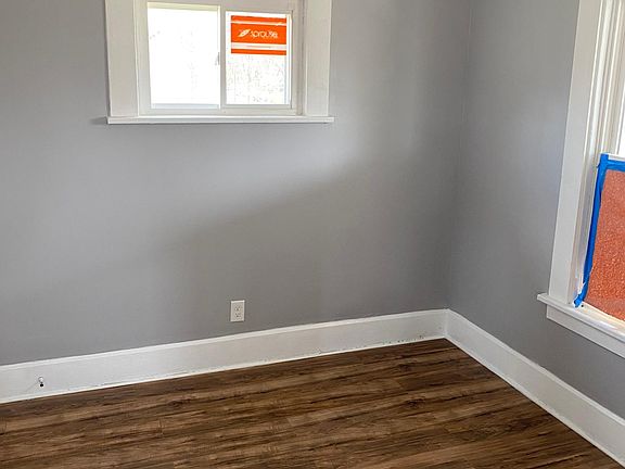 4th image of 10103 Lamontier Ave #2