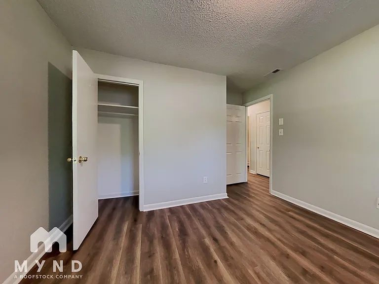 198 Harriet Ln — Photo 15