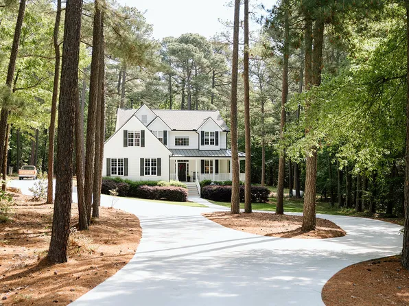 635 Buckroe Dr, Sanford, NC 27330