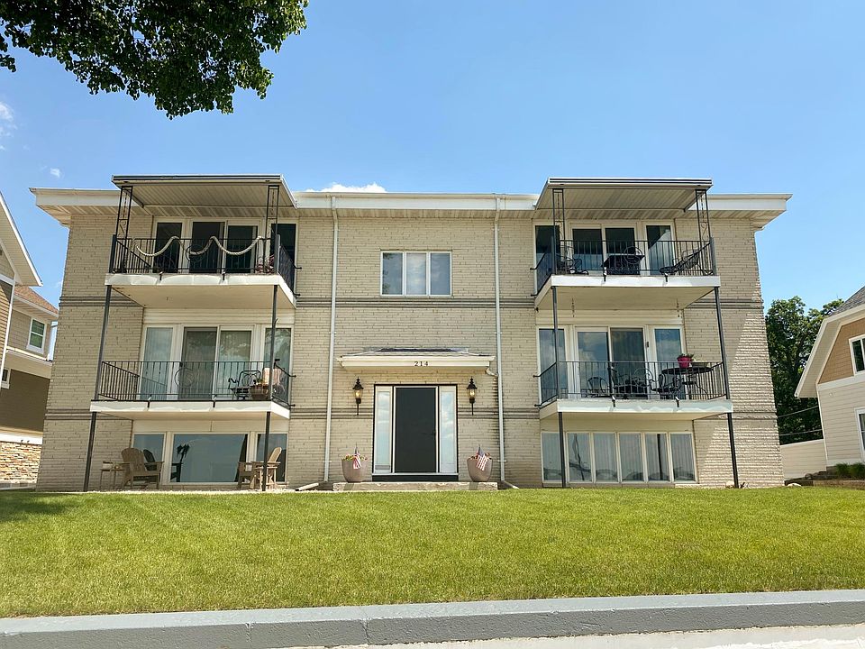 1st image of 214 N Lakeview Dr