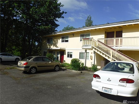 ANOTHER PARKING LOT VIEW OF THE COMPLEX.