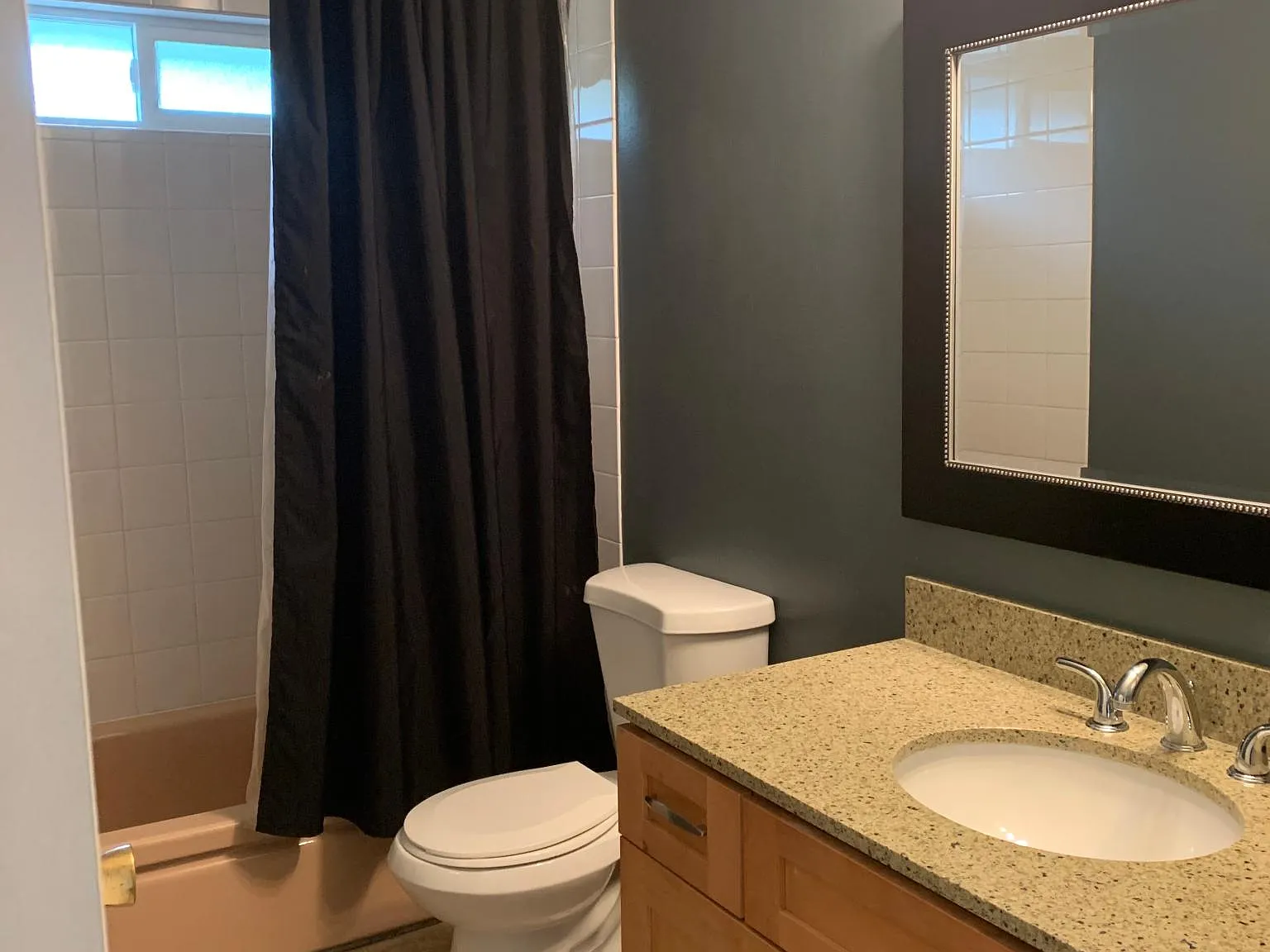 3 bed, 2.5 bath, 1950 sqft, $4,500 — Photo 4