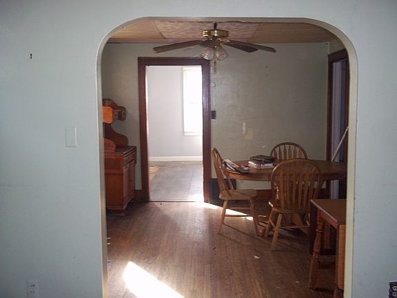 4th image of 13050 Hampshire St