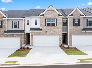 380 Silver Moon Dr, Loganville, GA 30052