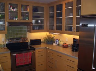 2734 NE 89th St, Seattle, WA 98115