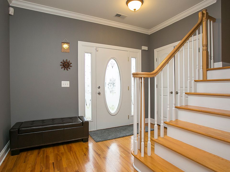 Entry Foyer