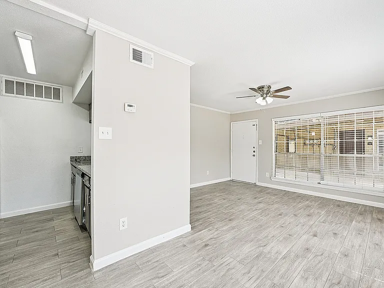 26-print-Woodchase Dr Unit 35-S2603-003