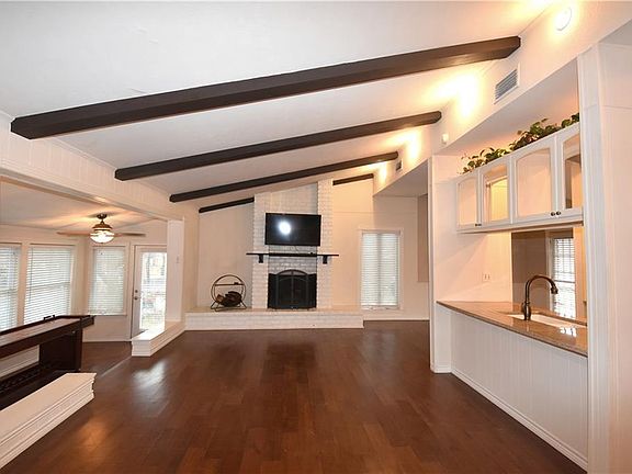 2nd image of 109 Highland Lake Dr