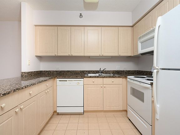 3rd image of 512 N McClurg Ct APT 5706