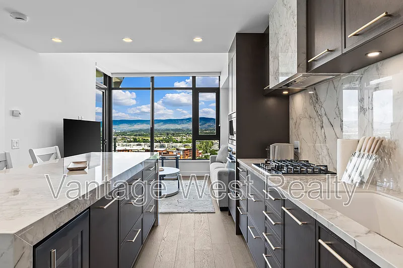 1 bed, 1.0 bath, $2,000 — Photo 3